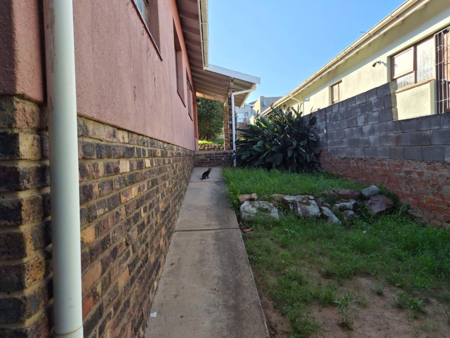 3 Bedroom Property for Sale in Kwamagxaki Eastern Cape